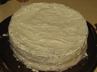 Tort kakaowy z masą chałwową - 12