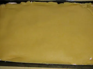 Pianka z kawałkami jabłek w kruchym cieście - 3