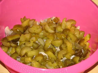 Śledziowo-pieczarkowa sałatka na Wielkanoc - 5