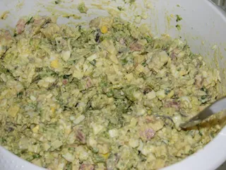 Sałatka wielkanocna z brokułem - 12