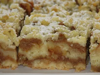 Warstwowa i aromatyczna szarlotka - 1