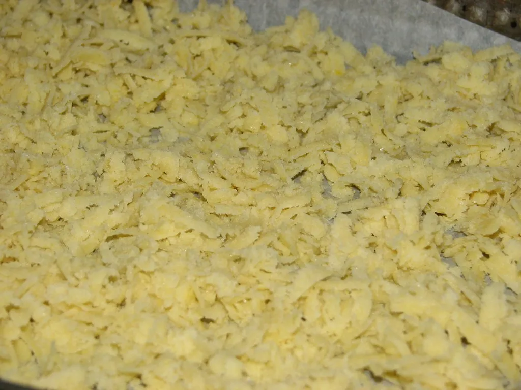 Warstwowa i aromatyczna szarlotka