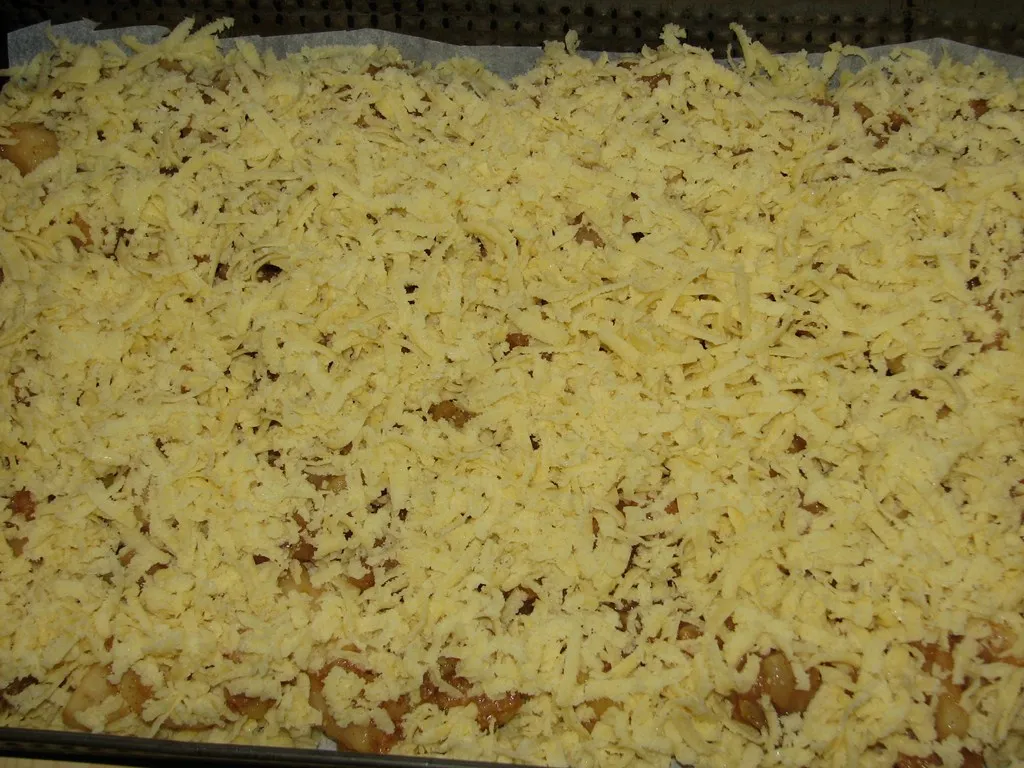 Warstwowa i aromatyczna szarlotka