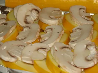 Cukinia z pieczarkami z grilla - 7