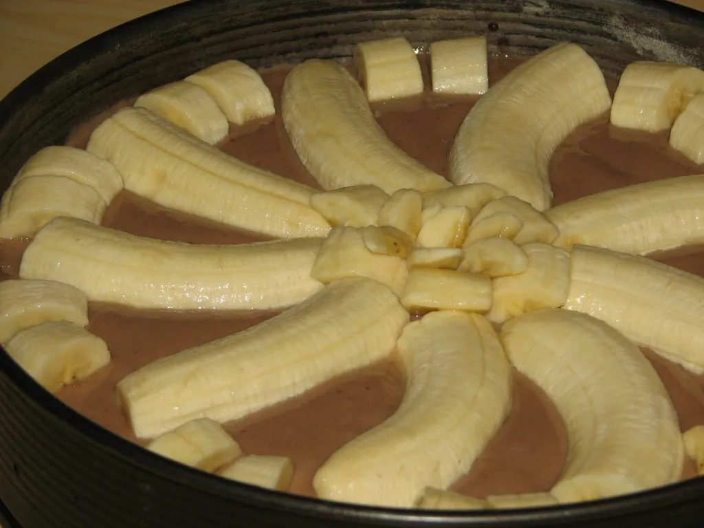 Kakaowy bananowiec z galaretką