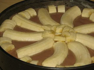 Kakaowy bananowiec z galaretką - 9