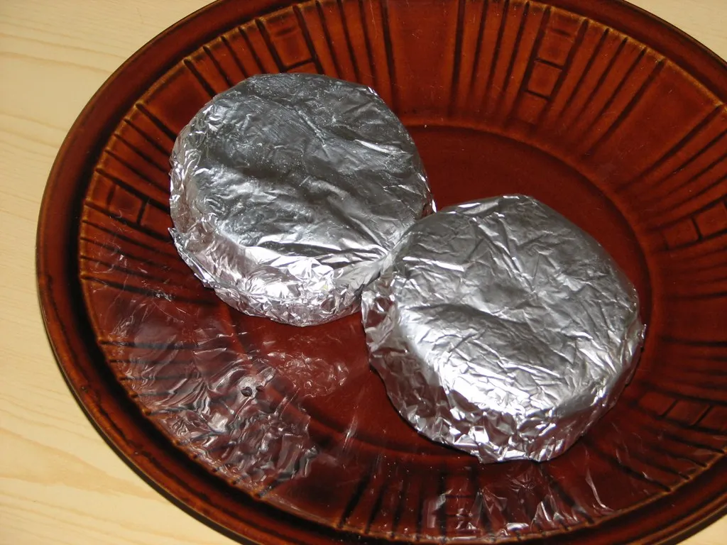 Musztardowy camembert z grilla