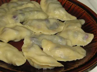 Pierogi z jagodami w śmietankowej polewie - 13