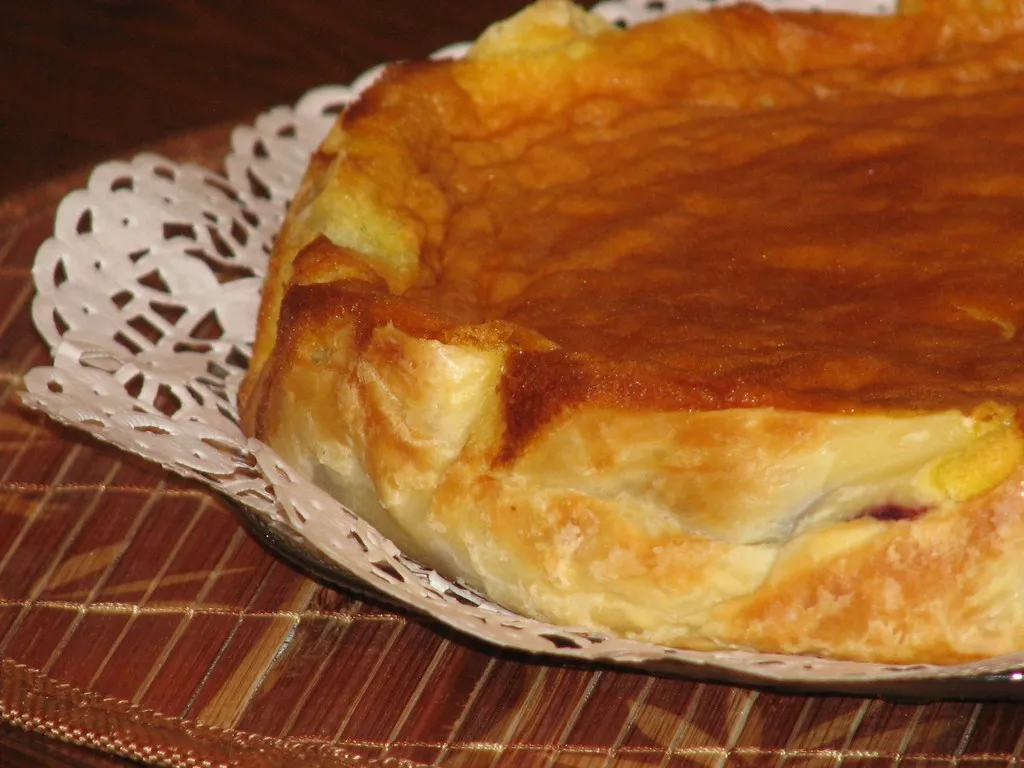 Ciasto francuskie z jagodami