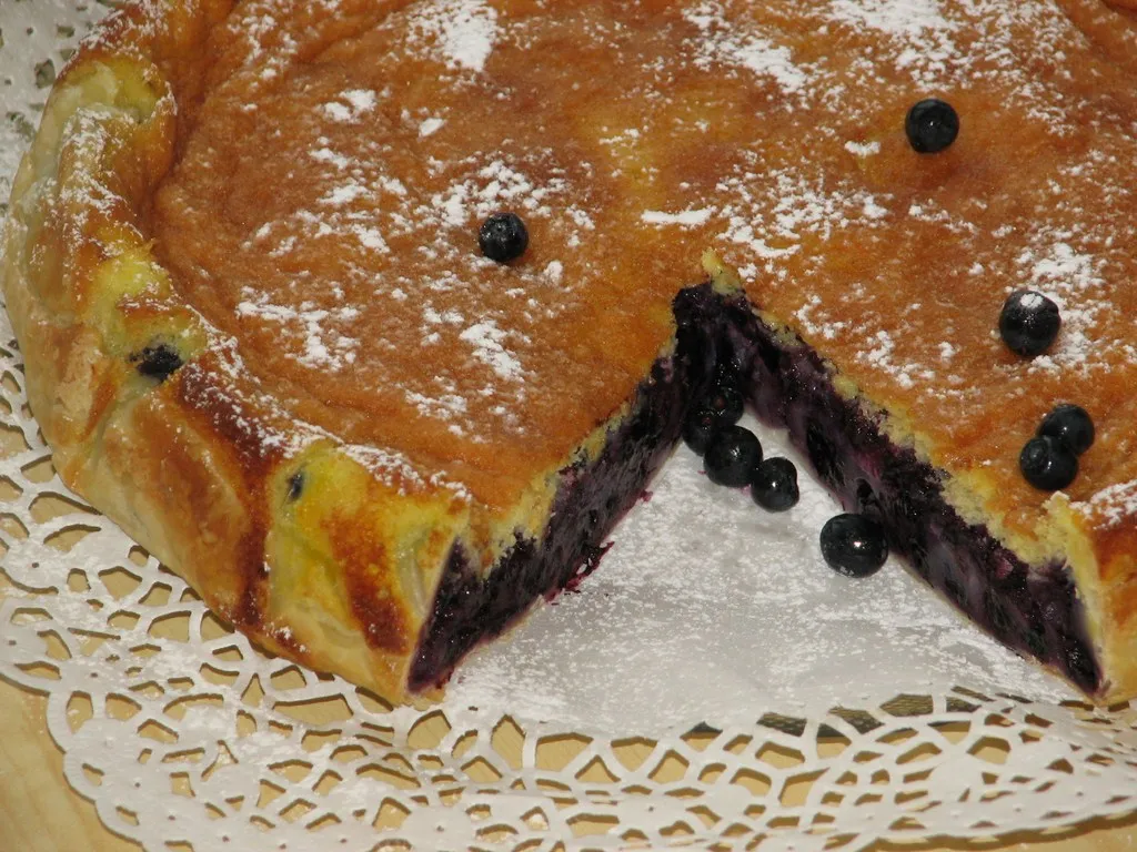 Ciasto francuskie z jagodami