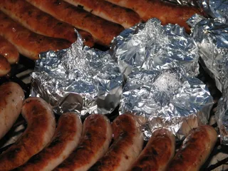 Czosnkowy camembert z grilla - 7