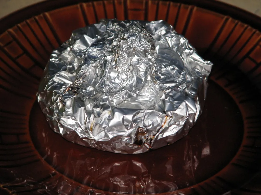 Czosnkowy camembert z grilla