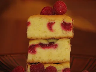 Szybkie ciasto na różne sposoby - to jest z malinami - 2
