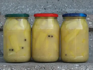 Cukinia lub kabaczek w zalewie musztardowej - 1