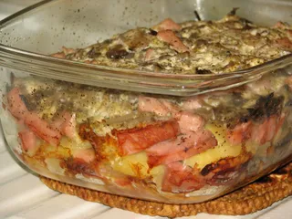 Zapiekanka ziemniaczana z mortadelą i pieczarkami - 1