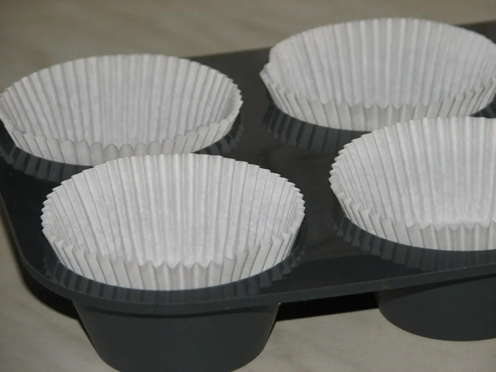 Orzechowe muffinki z lukrem