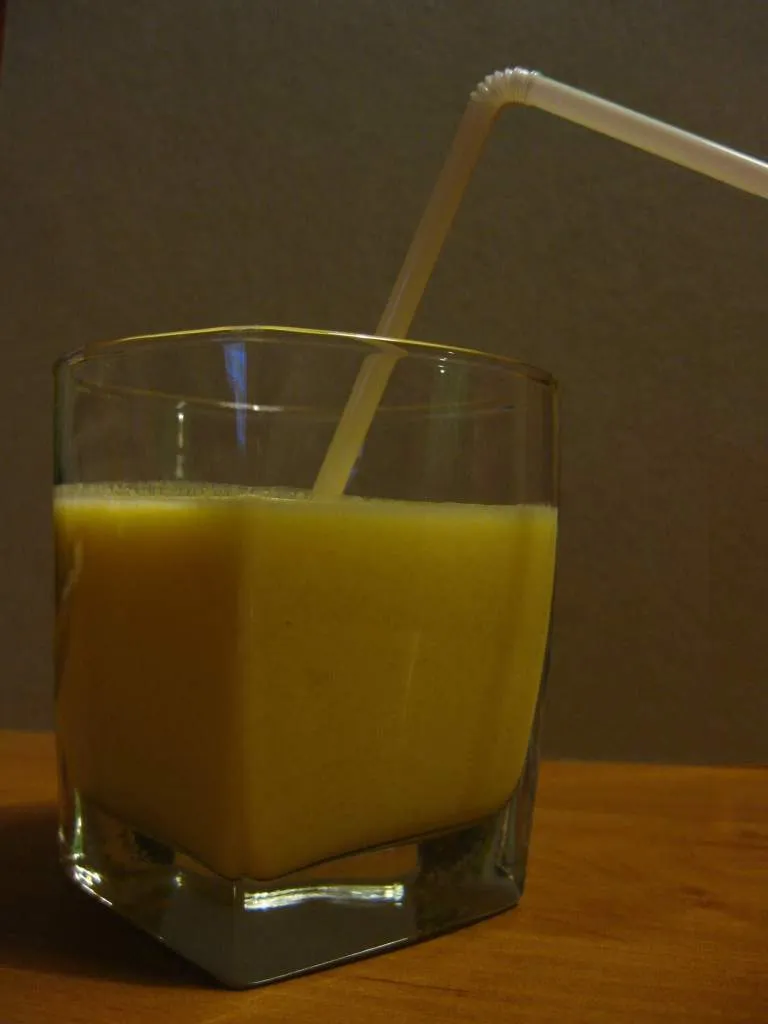 Koktajl z mango i banana