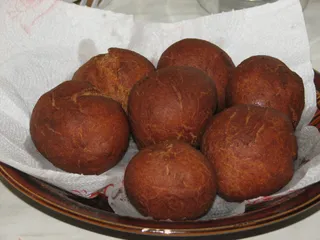 Szybkie pączki z lodówki - 7