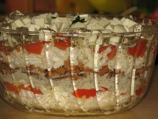 Sałatka z kapusty pekińskiej, mielonego mięsa i mozzarelli - 1