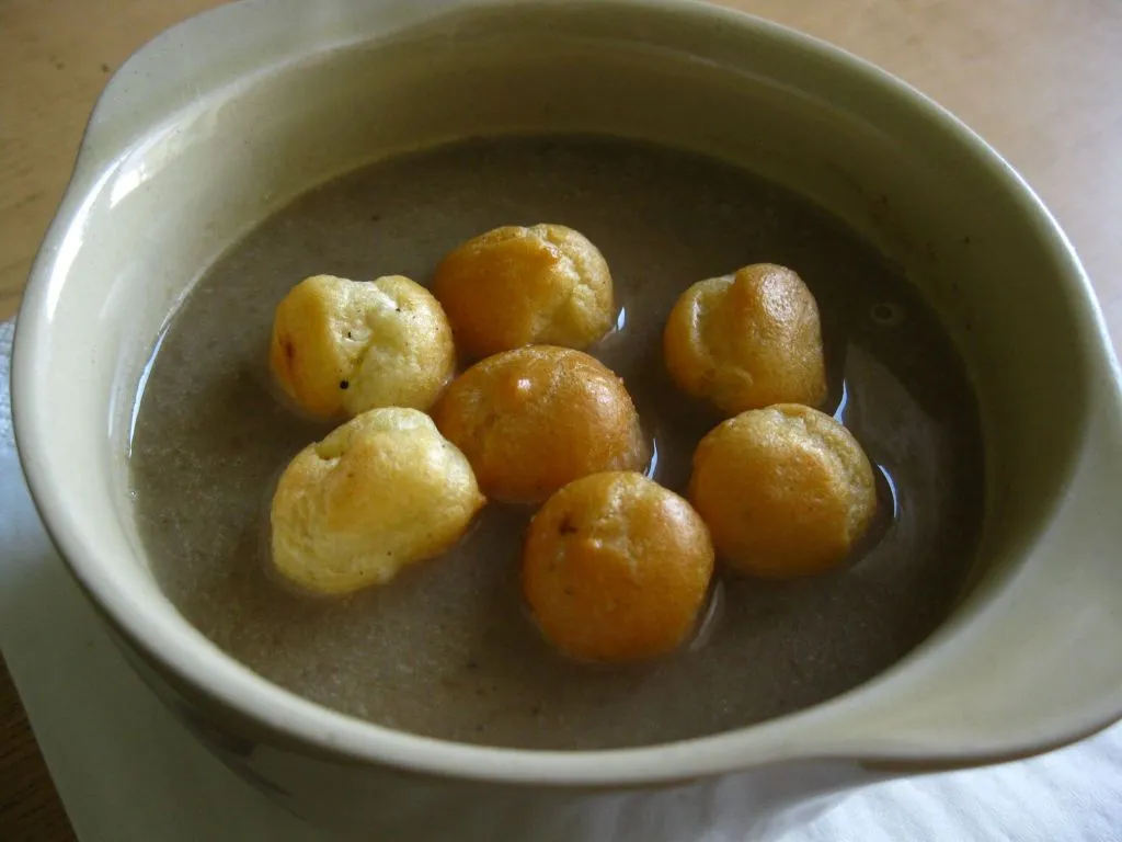 Kremowa zupa pieczarkowa