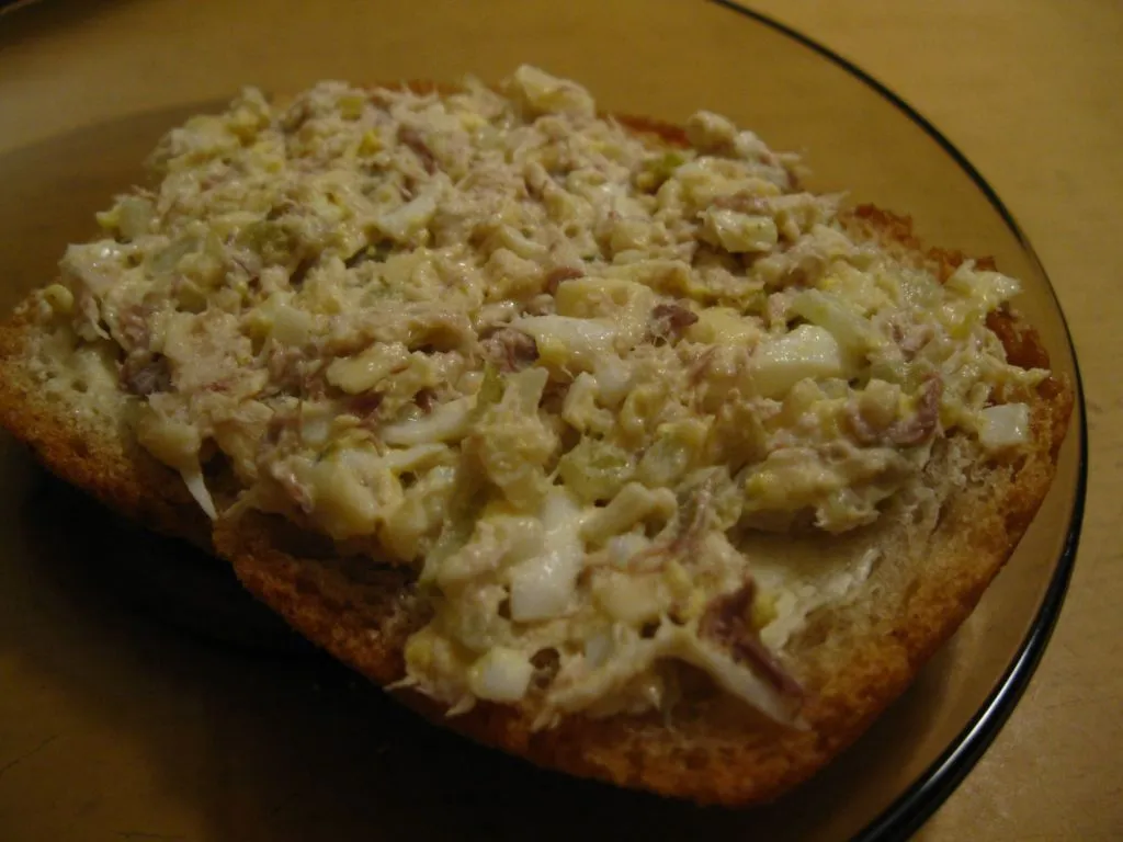 Tradycyjna pasta z makreli wędzonej