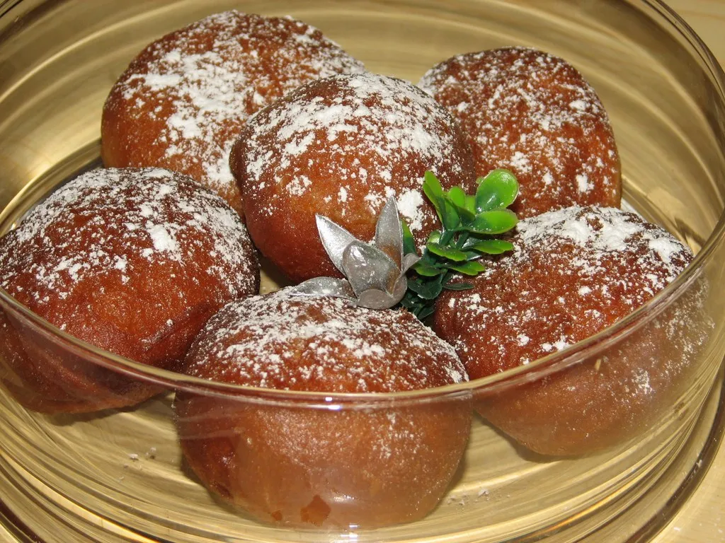 Pączki na gazowanej wodzie