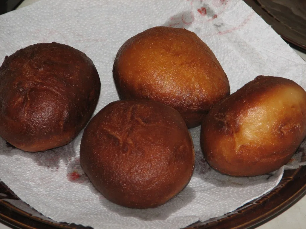 Pączki na gazowanej wodzie