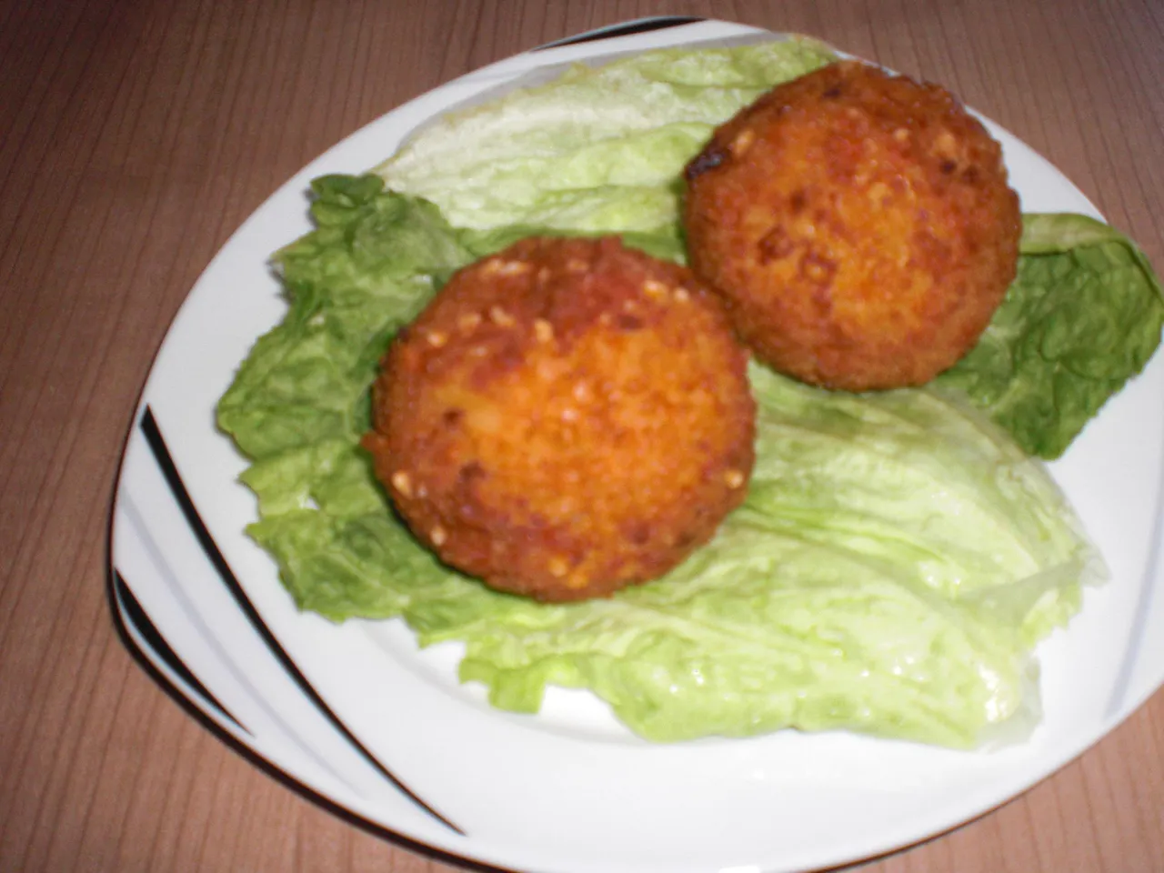 Kule serowo-ryżowe z mięsem, arancini
