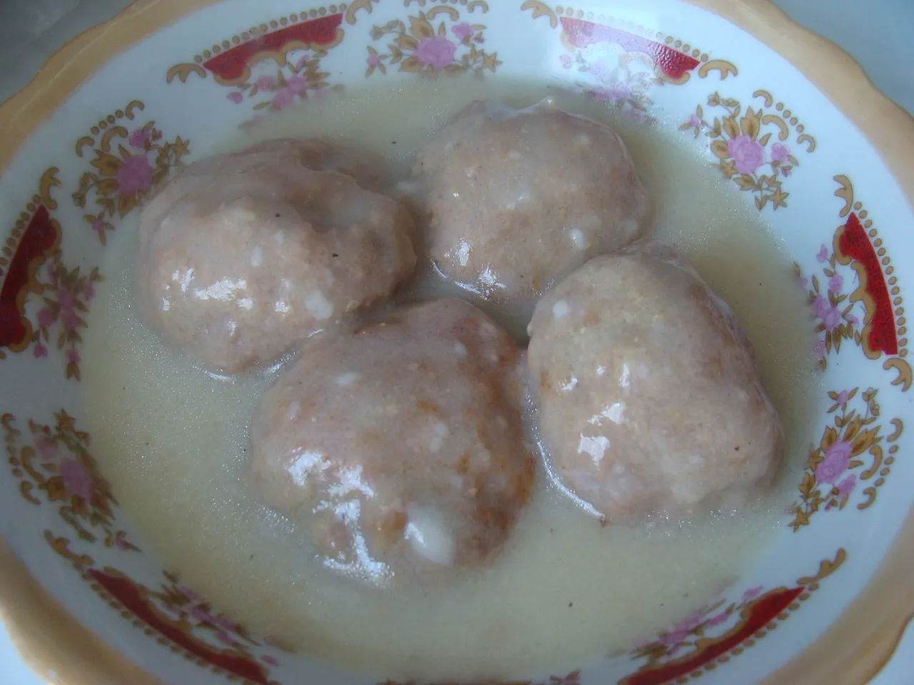 Pulpety w sosie śmietanowym