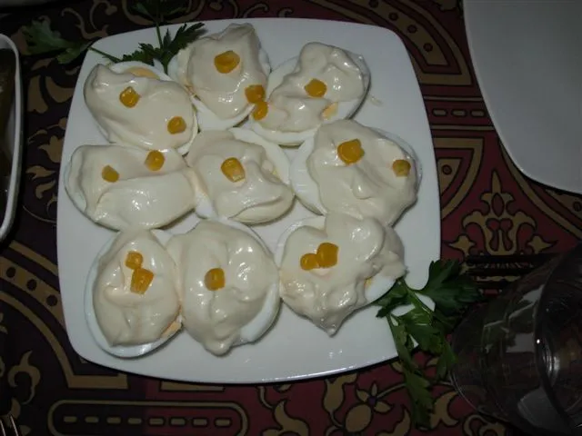 Czosnkowe jajeczka