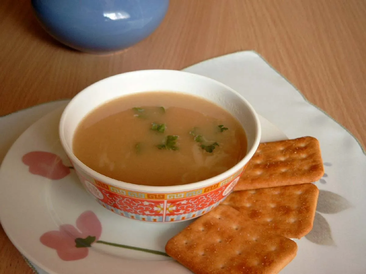 Zupa cebulowa po parysku
