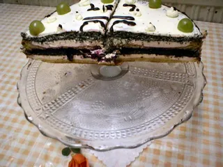 Tort hit przyjęcia - 2