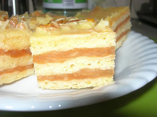 Szarlotka na plackach