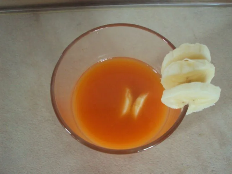 Sok z banana i marchwi
