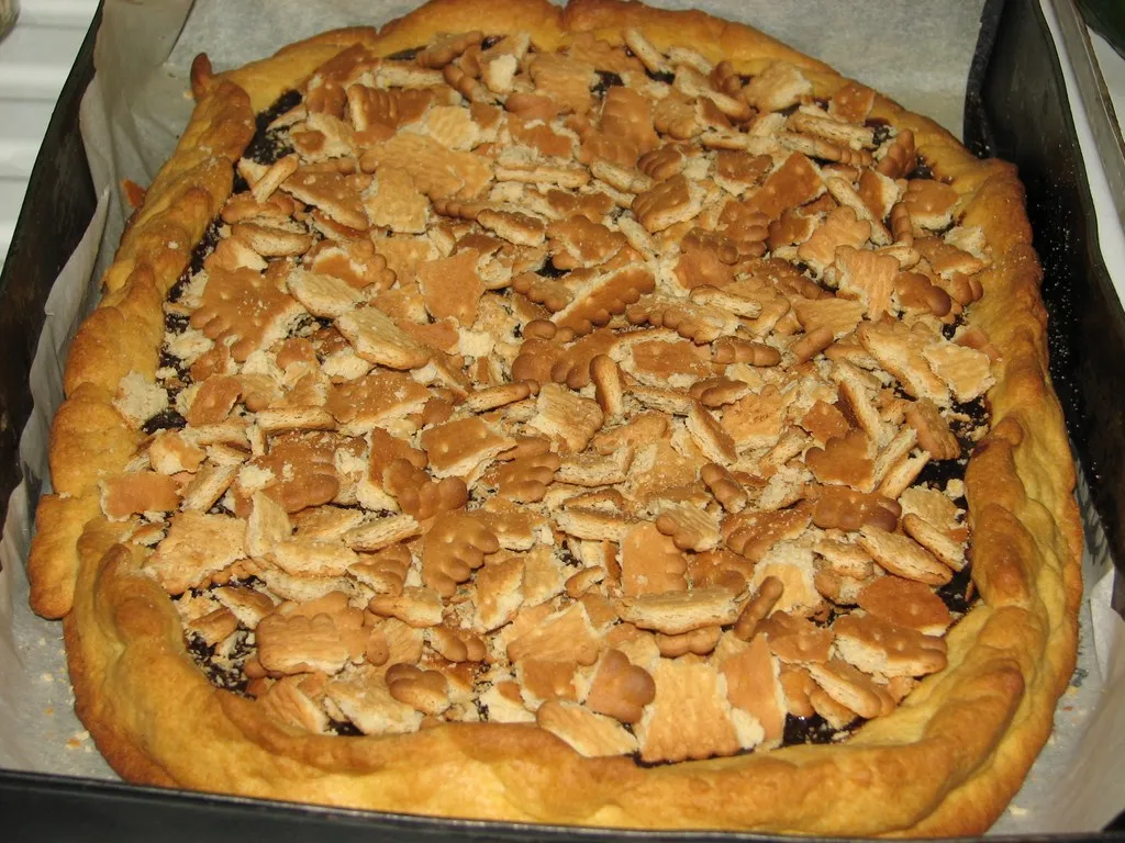 Wielkanocny mazurek z pyszną kajmakową masą