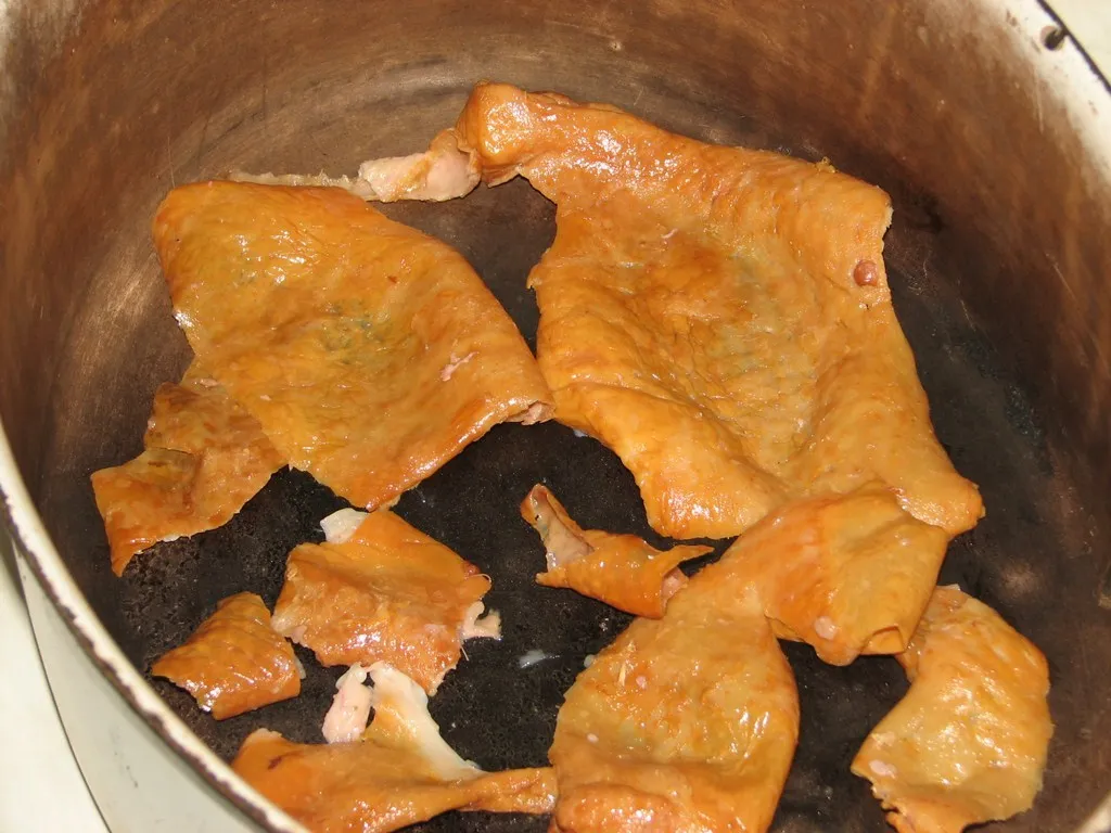 Szybka zapiekanka makaronowa z wędzonym kurczakiem