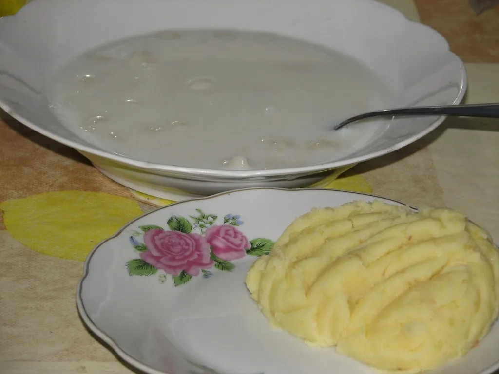 Zacierka z ziemniakami