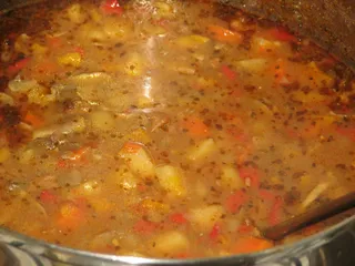 Pożywna zupa gulaszowa - 14