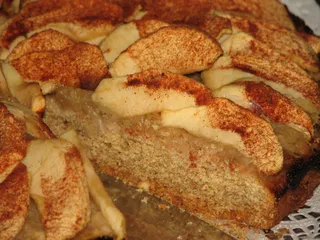 Dietetyczna szarlotka na orkiszowym spodzie - 2