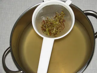 Miód sosnowy - 7