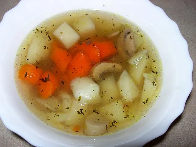 Zupa pieczarkowa na żeberku