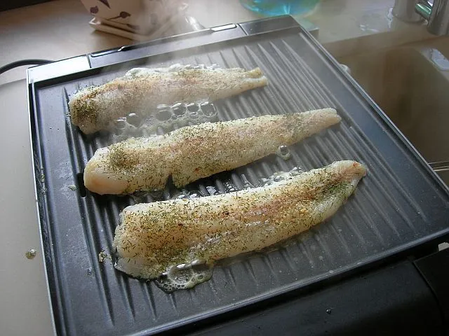 Grillowana rybka w koperku
