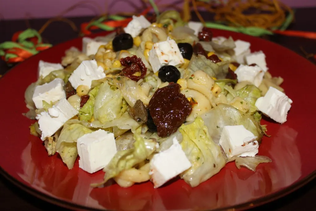 Sałatka z tortellini