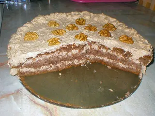Tort biszkoptowo-orzechowy - 3