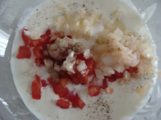 Sos jogurtowo-śmietanowy