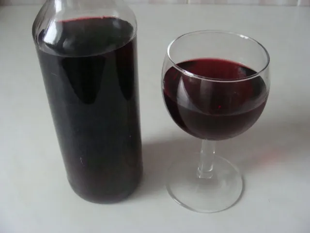 Wódka z aronii