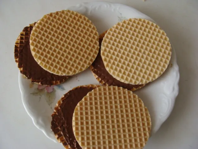 Wafle okrągłe z nutellą