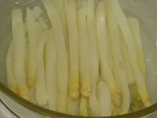 Białe szparagi zapiekane w serowym sosie - 7