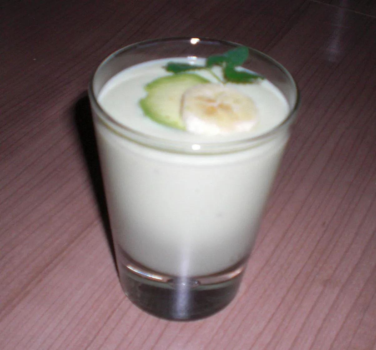 Koktajl bananowy z awokado