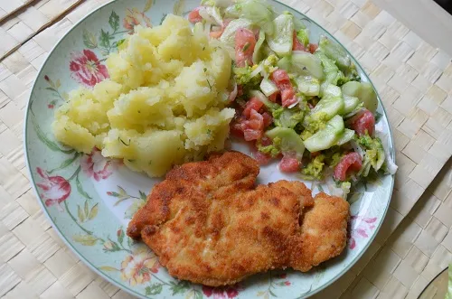 Kotlety drobiowe w musztardowej panierce